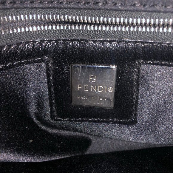 SOLD ♥Authentic Vintage Fendi Shoulderbag - Picture 6 of 15